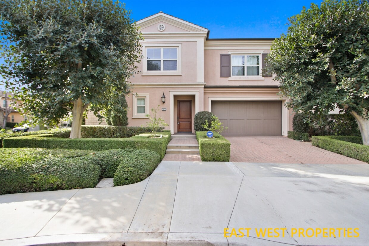 Photo - 42 Royal Grove (Irvine, CA)