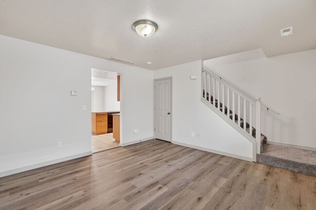 Foto del edificio - Must-See Apartment in Pheasant Ridge  Pocatello!