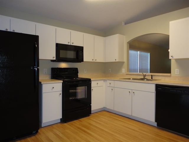 Building Photo - 18131 Birdwater Dr