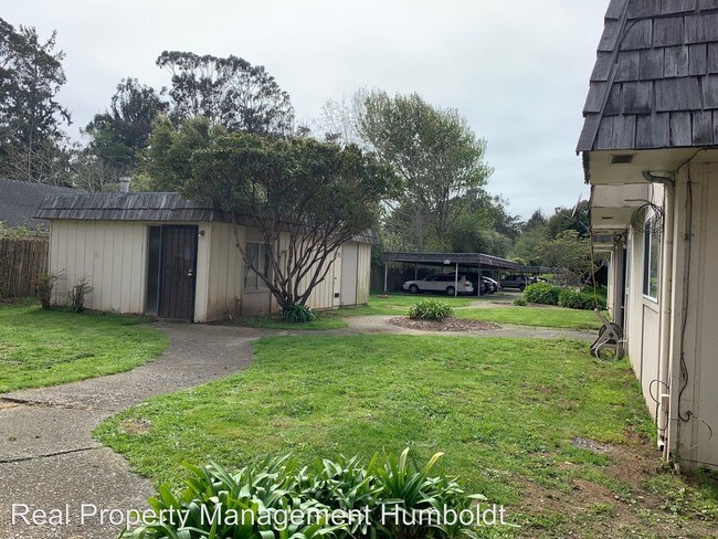 Foto del edificio - 1138-1192 Gassaway Rd