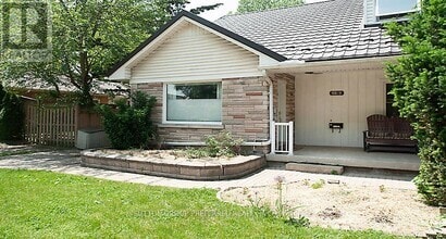 Building Photo - 359 Ridout St S