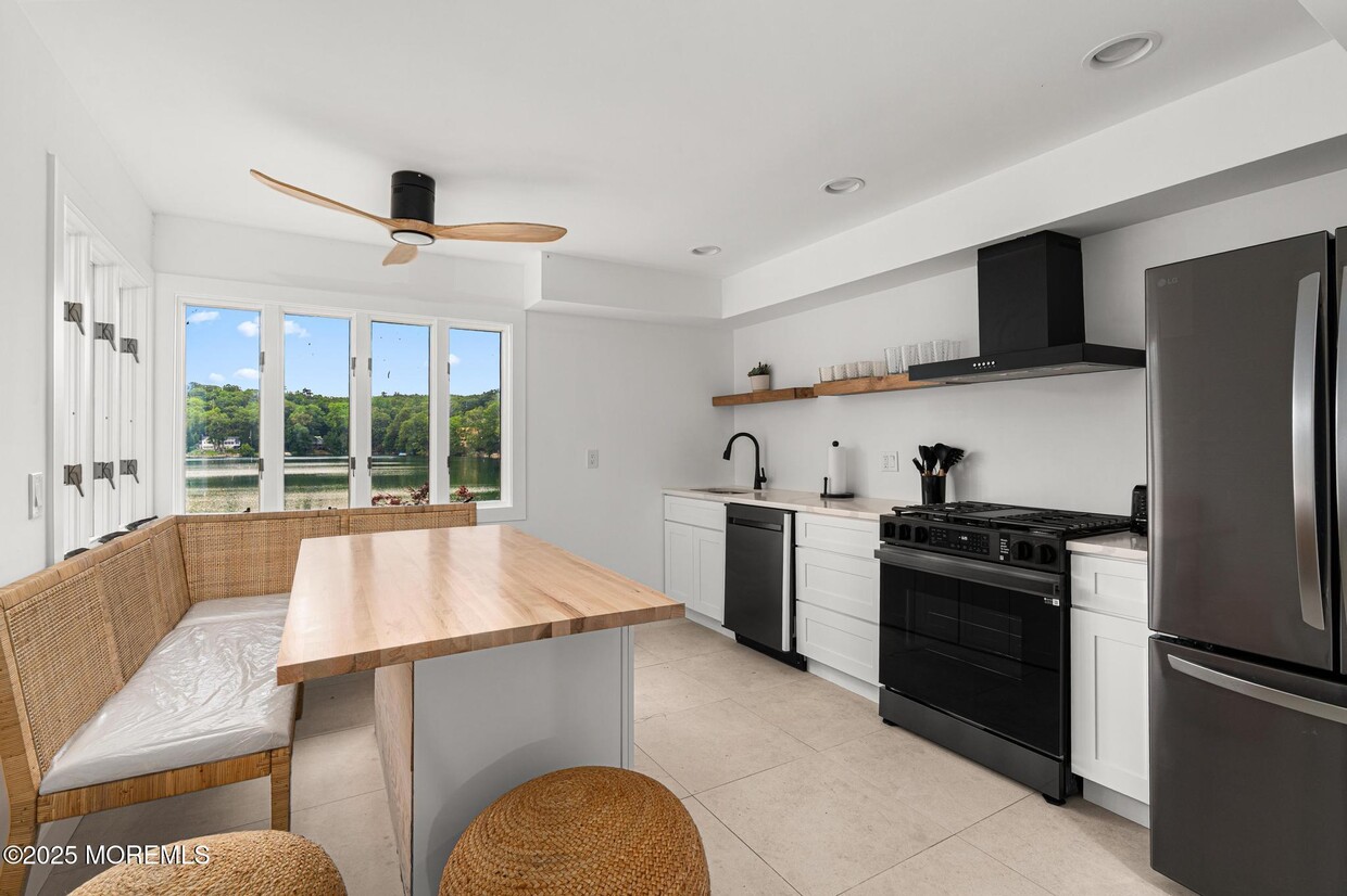 Foto principal - 39 Upper Lakeview Ave