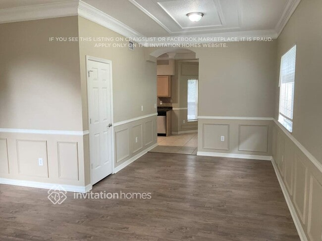 Building Photo - 18221 Sandy Pointe Dr