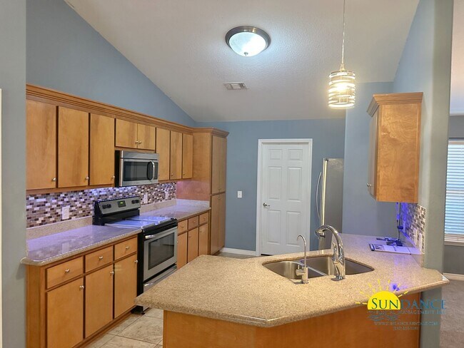 Building Photo - Great 3 Bedroom Home in Navarre