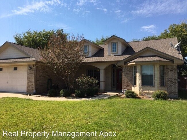 Building Photo - 3 br, 2 bath House - 214 Sundance Dr