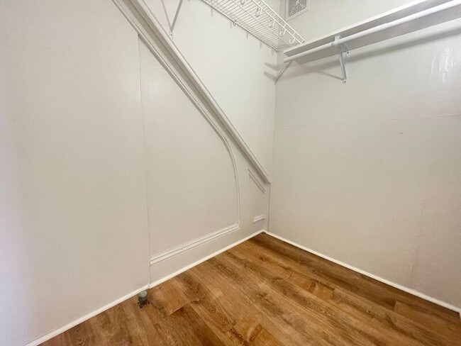 Foto del edificio - 473 Wilson St