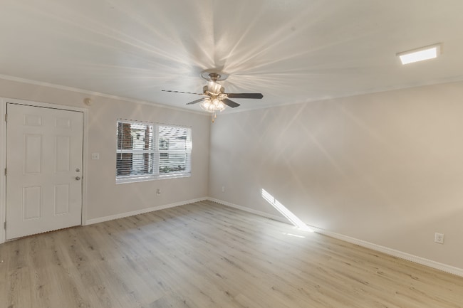 Building Photo - 121 Danube Ave