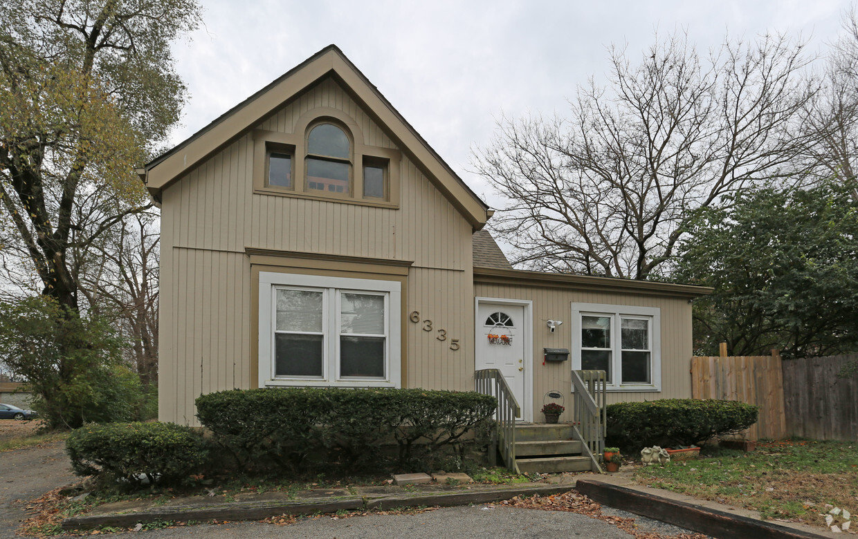 Foto del edificio - 6335 Beechmont Ave