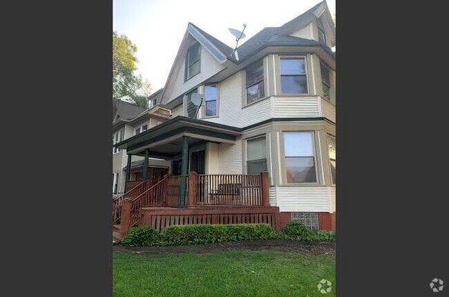 Building Photo - 2869 N 21st St