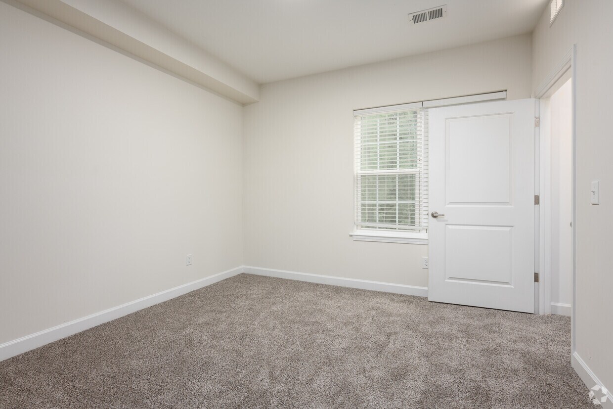 Arrowhead Apartments 1010 Flats Ave Mebane, NC 27302