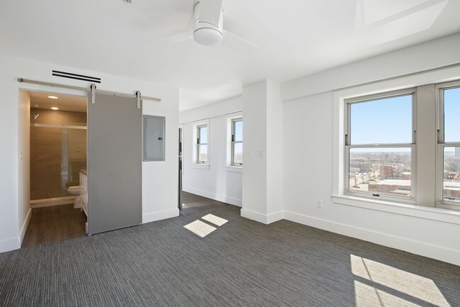 Foto del edificio - 3835 Main St