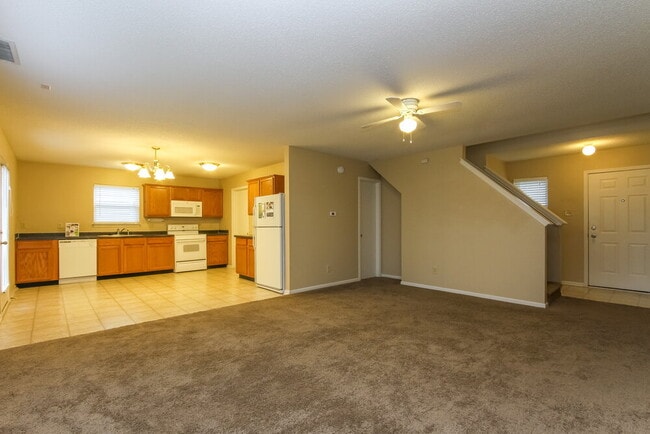 Building Photo - 2155 Summer Breeze Way
