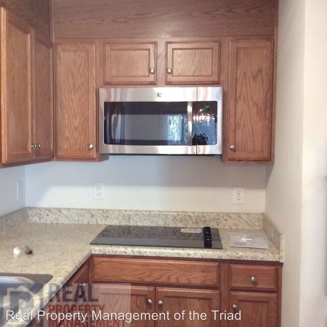 Foto del edificio - 3 br, 1.5 bath House - 4104 Lord Jeff Drive