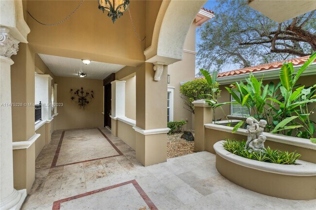 Building Photo - 6200 Granada Blvd