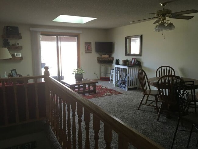 Building Photo - Beautiful Duplex in NW Loveland
