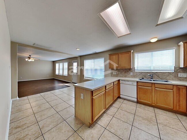 Foto del edificio - 24203 Silversmith Ln