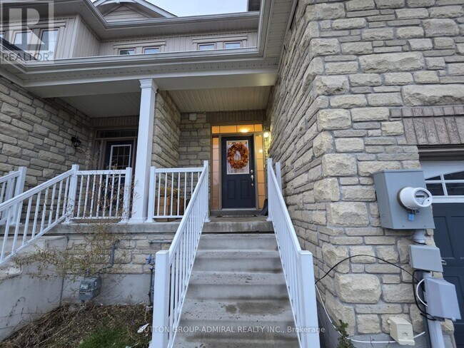 Building Photo - 45 Greenwood Dr