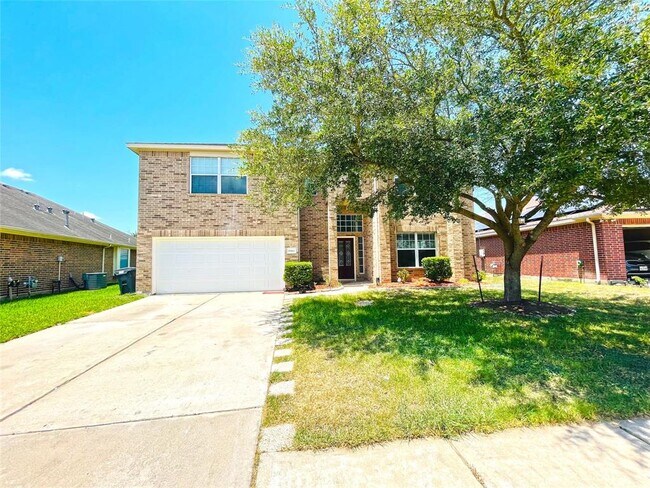 Building Photo - 9915 Lynette Falls Dr