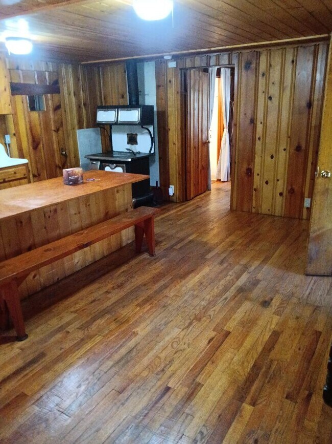 Foto del edificio - 12922 W Pine Creek Rd