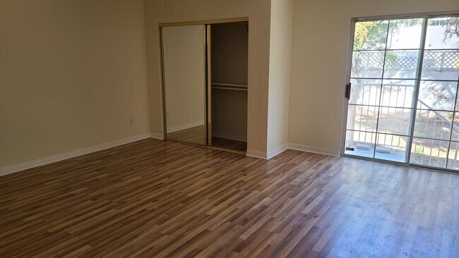 Master Bedroom with two closets - 21021 Costanso St
