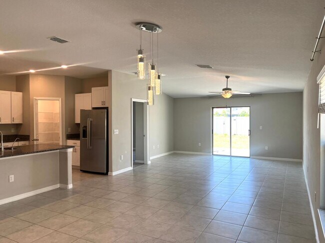 Building Photo - 7207 Jenkins Vista Ct