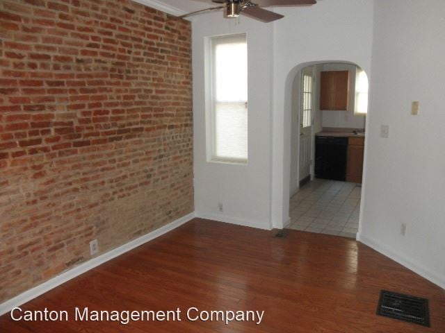 Foto del edificio - 2 br, 1 bath House - 823 S. Curley St.