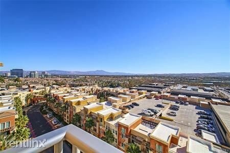 Foto del edificio - 2 br, 3 bath House - 3113 Scholarship