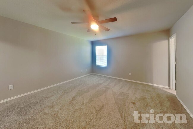 Foto del edificio - 8511 Amistad Cove
