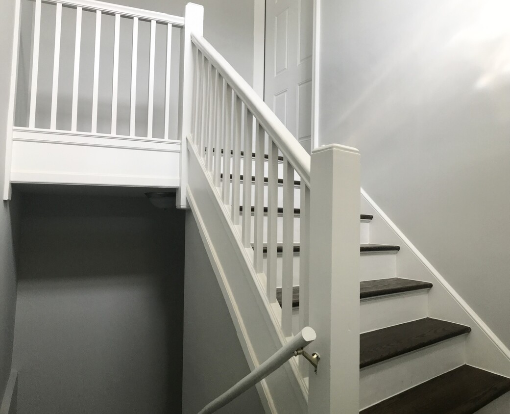 Foto principal - 4300 Maple Ave