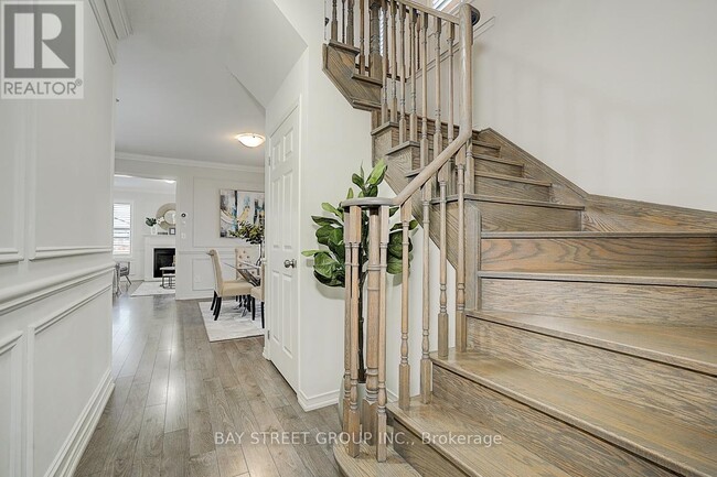 Photo du bâtiment - 2545 Craftsman Dr