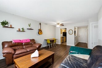 Building Photo - 3815 Guadalupe St