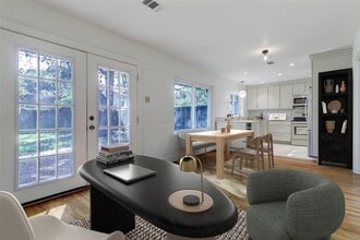 Building Photo - 1111 Stonecrest Dr