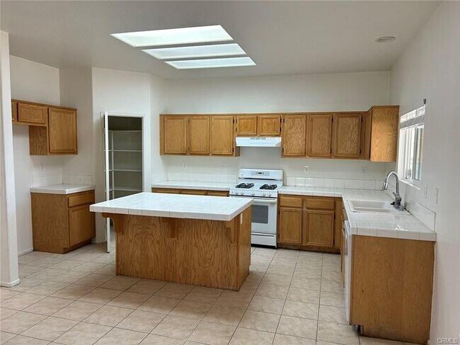 Building Photo - 13593 Hemingway Dr
