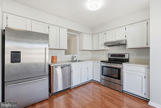 Foto del edificio - 6739 Rockledge Pl