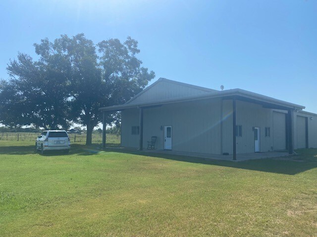 Foto del edificio - 5729 Muske Ln