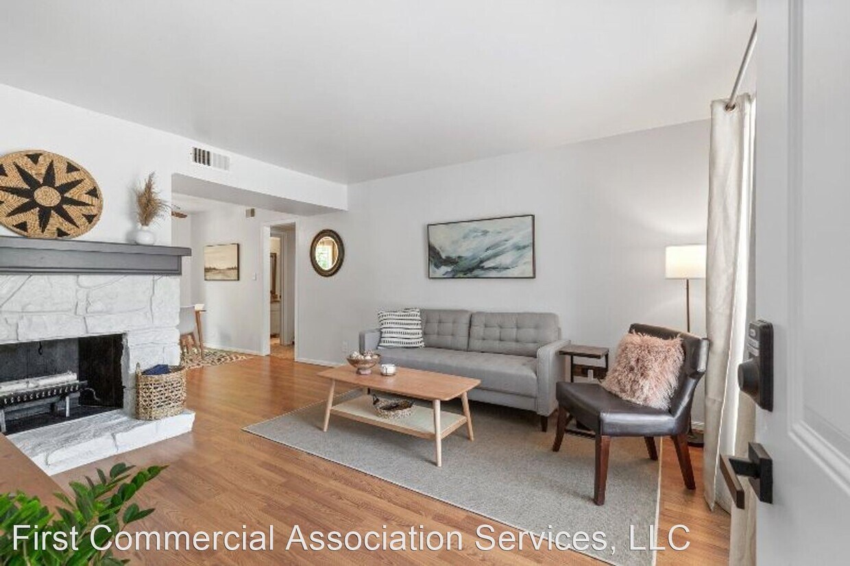 Foto principal - 1 br, 1 bath House - 6849 S Toledo unit 356