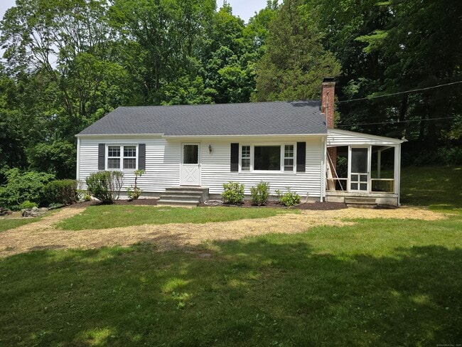 Building Photo - 58 Old Hawleyville Rd