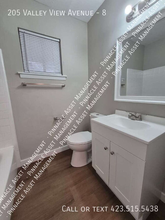 Foto del edificio - 205 Valley View Ave