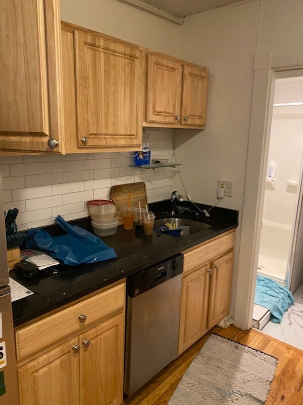 Foto del edificio - 232 Cambridge St