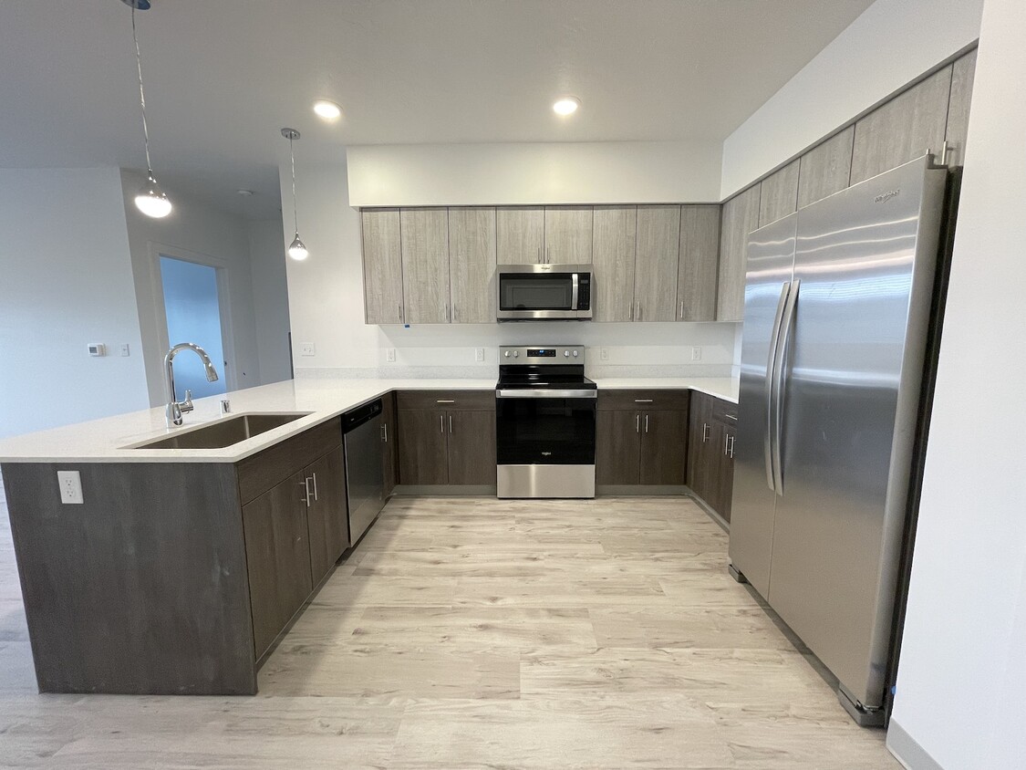 Primary Photo - 3905 South Dishman Mica Road, Unit 305