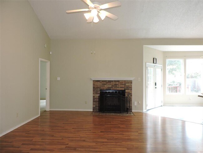 Building Photo - 12609 Deer Falls Dr