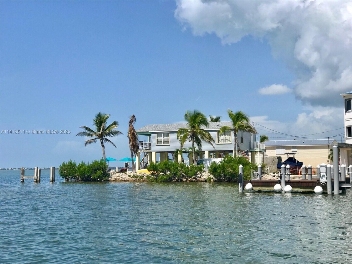 1000 E 105th Street Ocean, Marathon, FL 33050 House for Rent in Marathon, FL