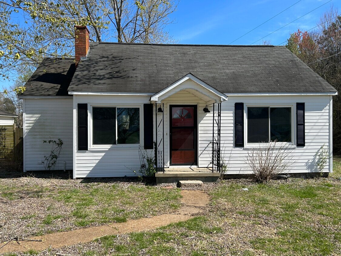 15312 County Road 47, Killen, AL 35645 House Rental in Killen, AL