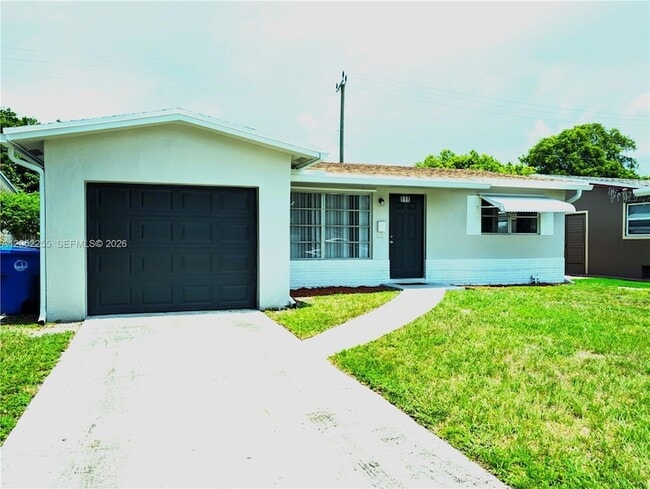 Photo - 888 SW 62nd Avenue Unit House