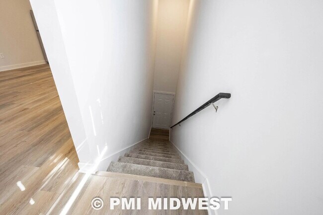 Foto del edificio - 1525 E Market St