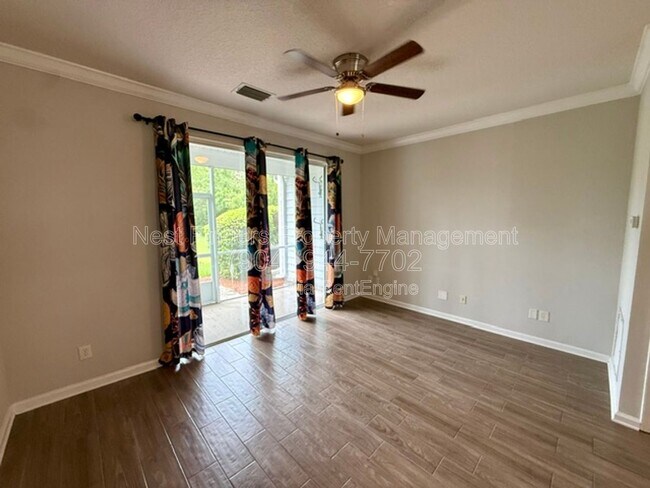 Foto del edificio - 3592 Pebble Path Ln