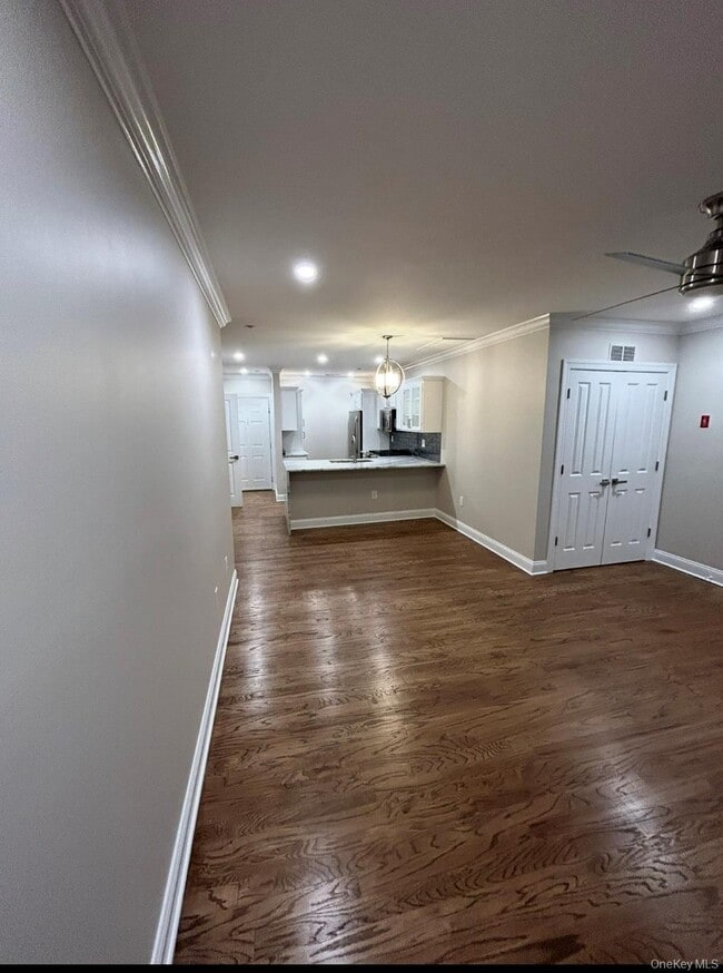 Foto del edificio - 3302 Leeward Dr