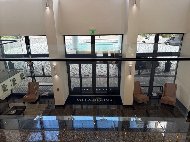 Foto del edificio - 1581 Brickell Ave