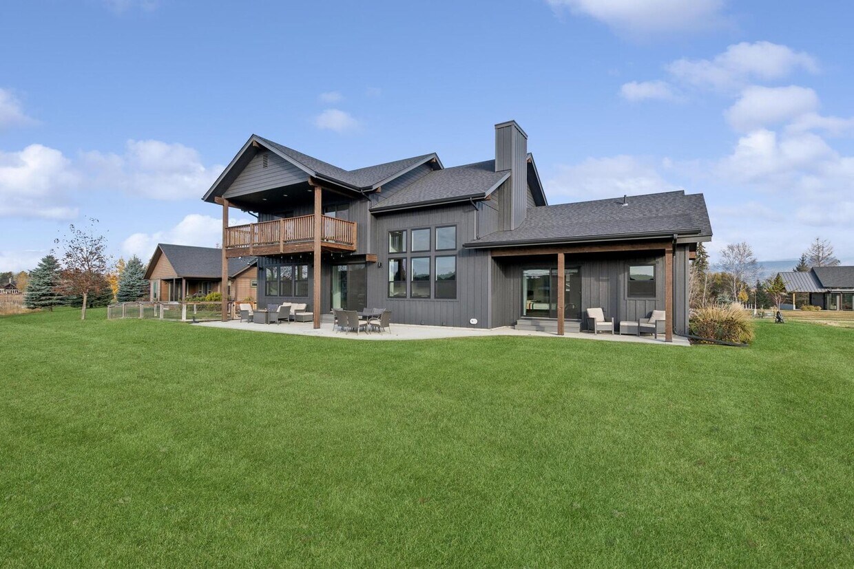 Foto principal - Whitefish Home in The Lakes