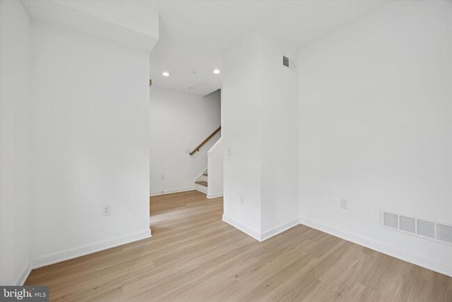Building Photo - 3109 Riseview Ln